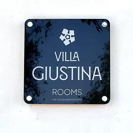 Giustina Penzion 3*